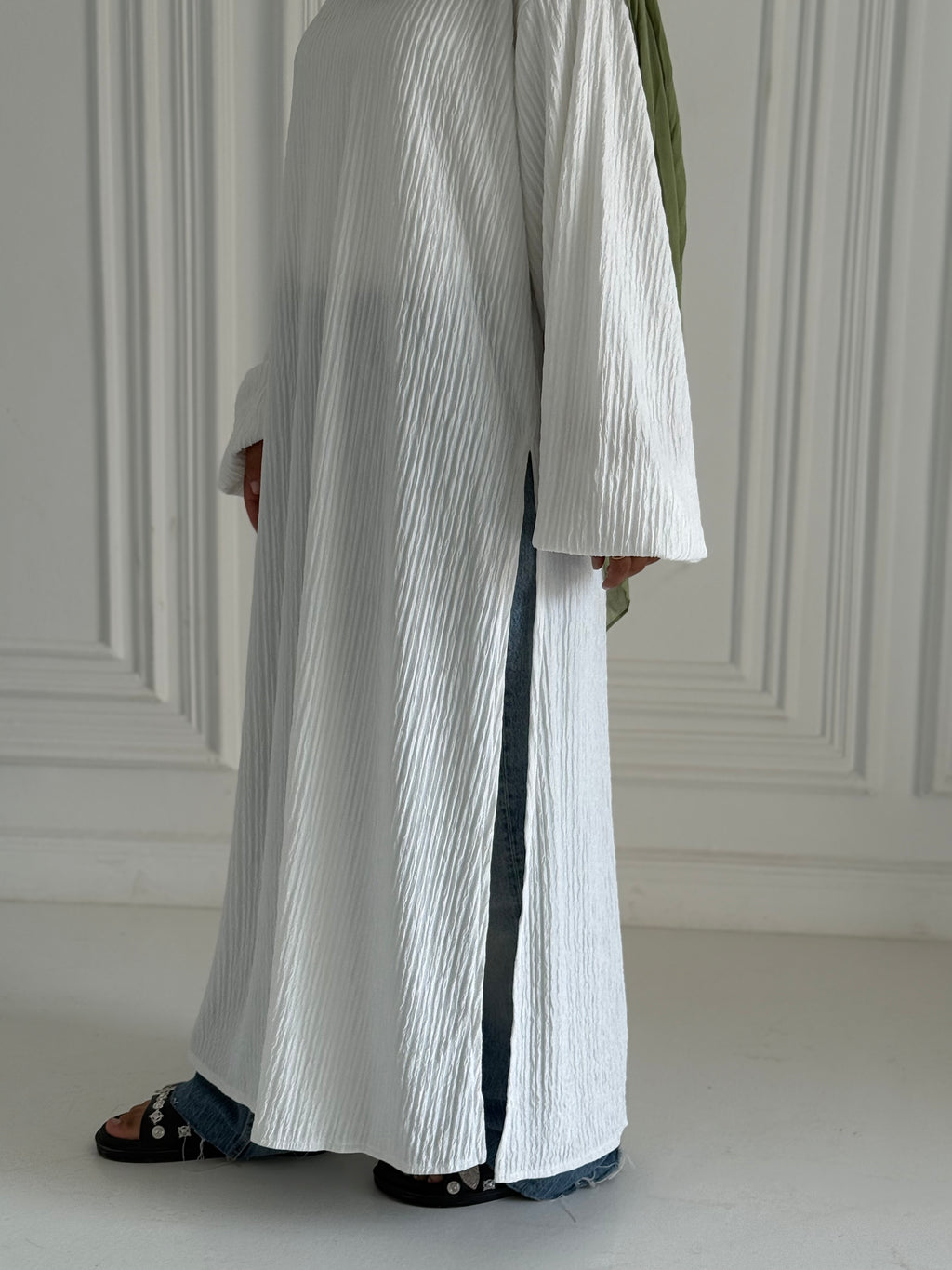 LILY DRESS (WHITE)
