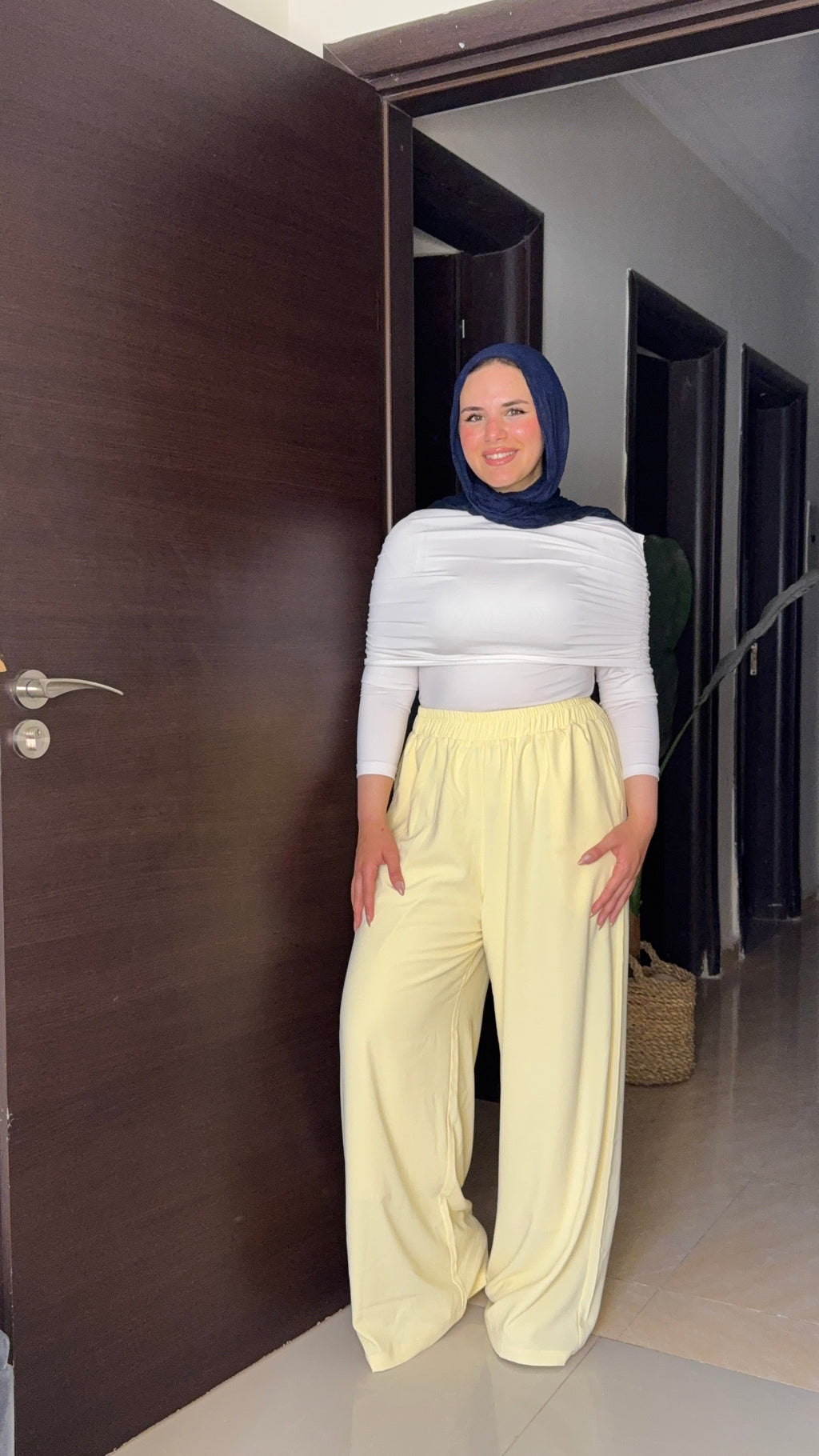 pants _ yellow