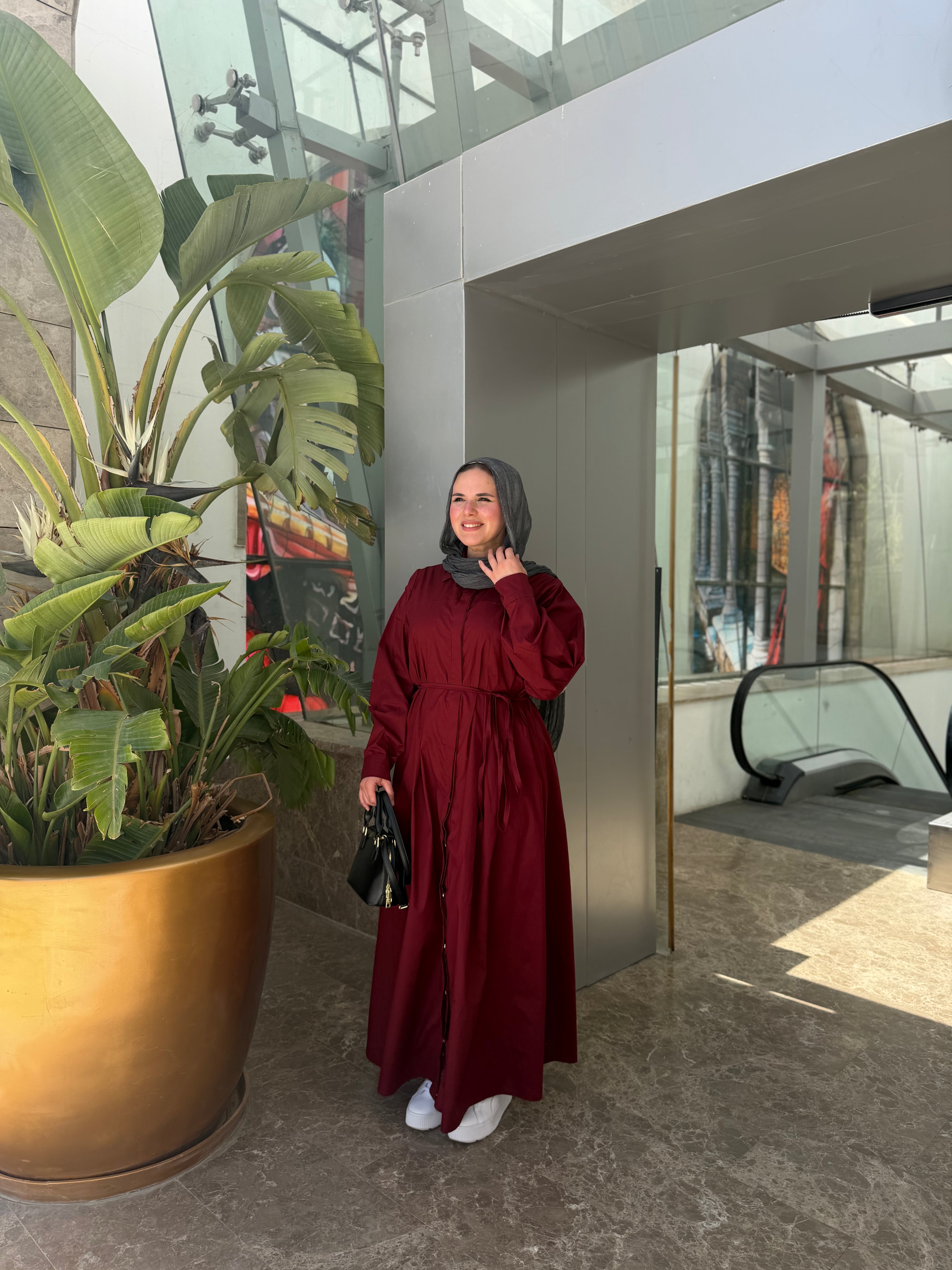 RAFEAF DRESS (Burgundy)