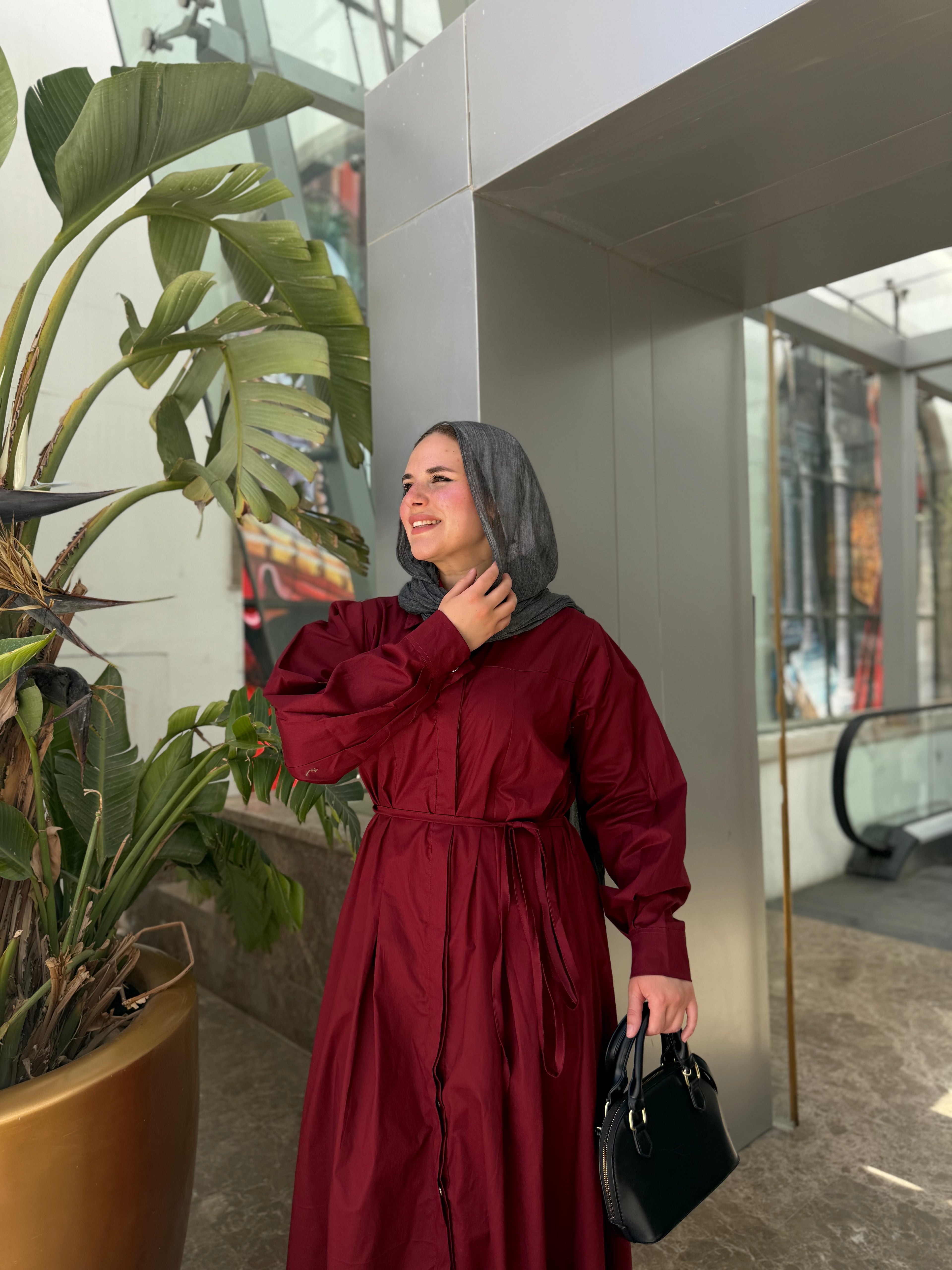 RAFEAF DRESS (Burgundy)