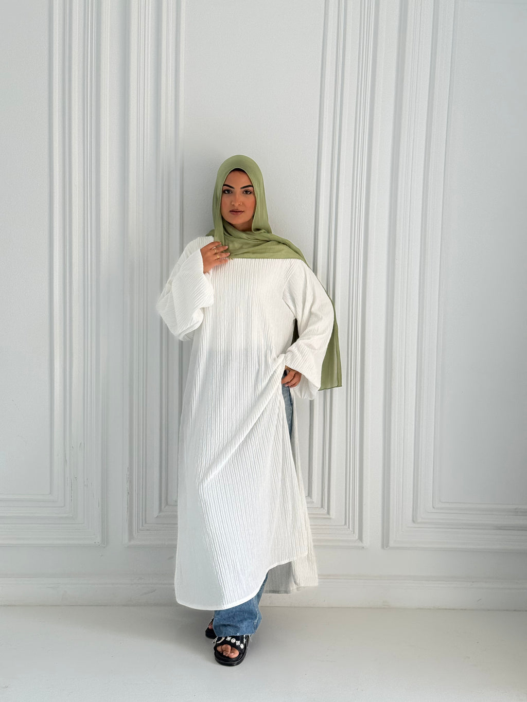 LILY DRESS (WHITE)