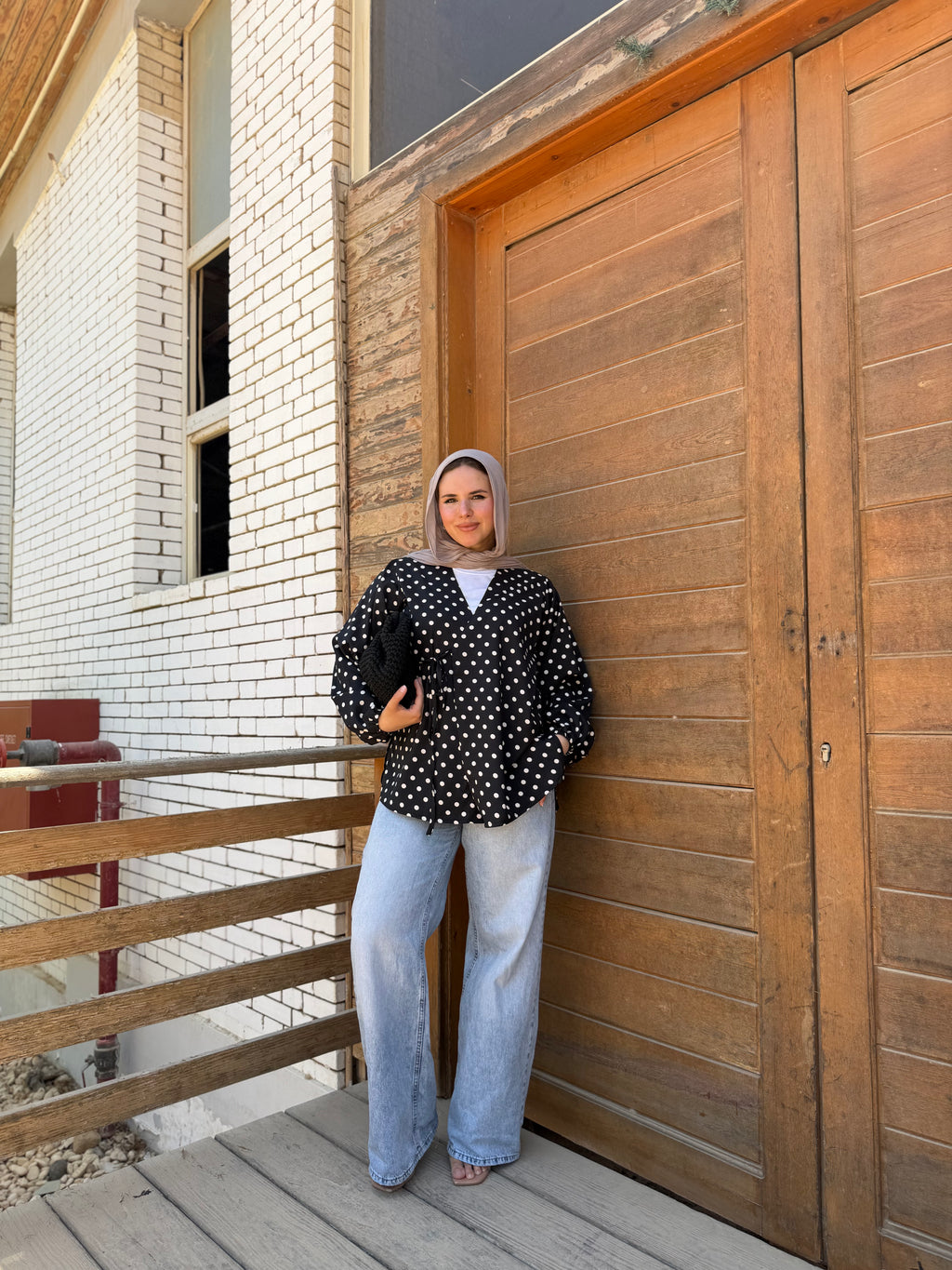 dana blouse ( Black polka dots )