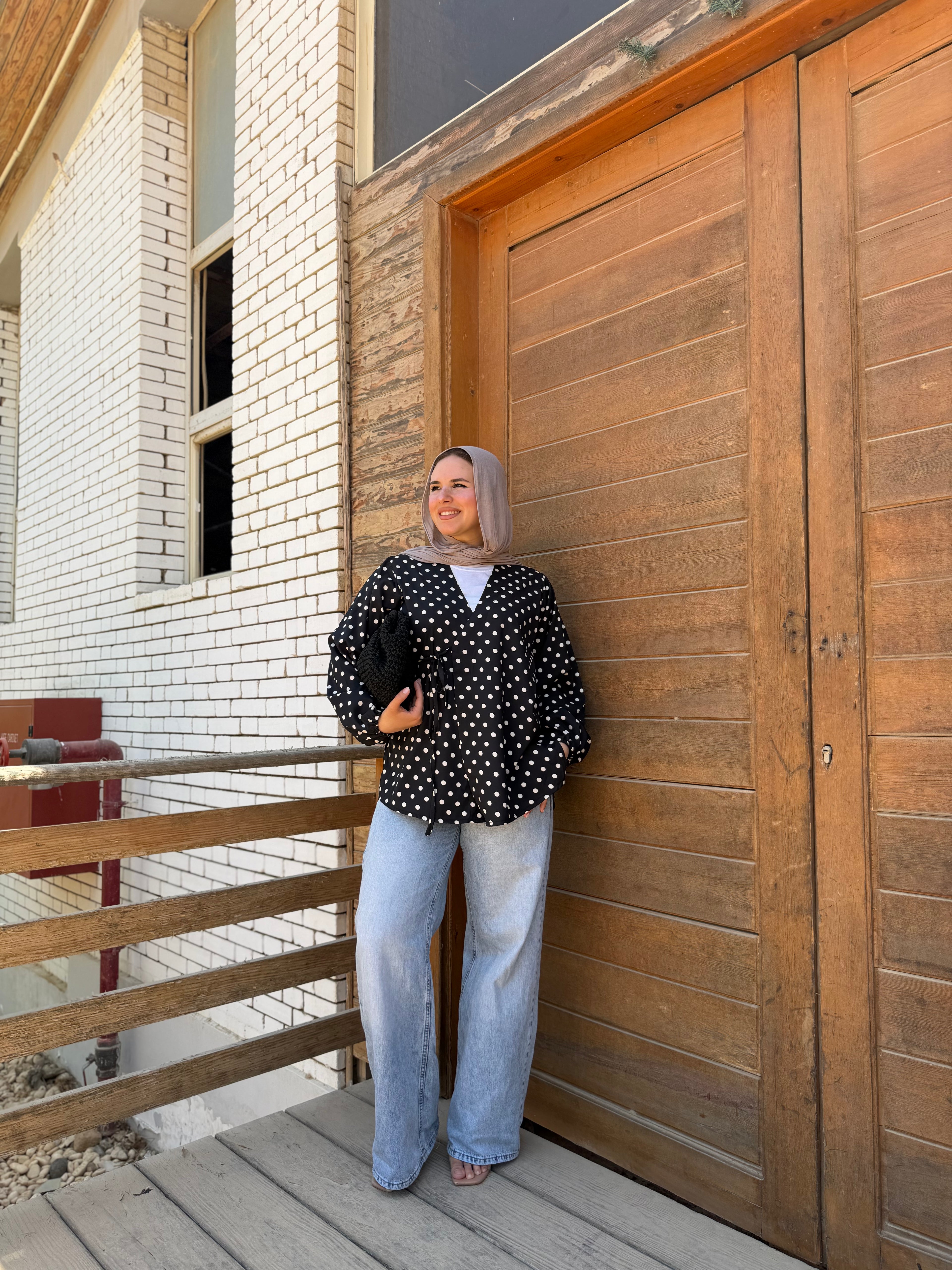 dana blouse ( Black polka dots )