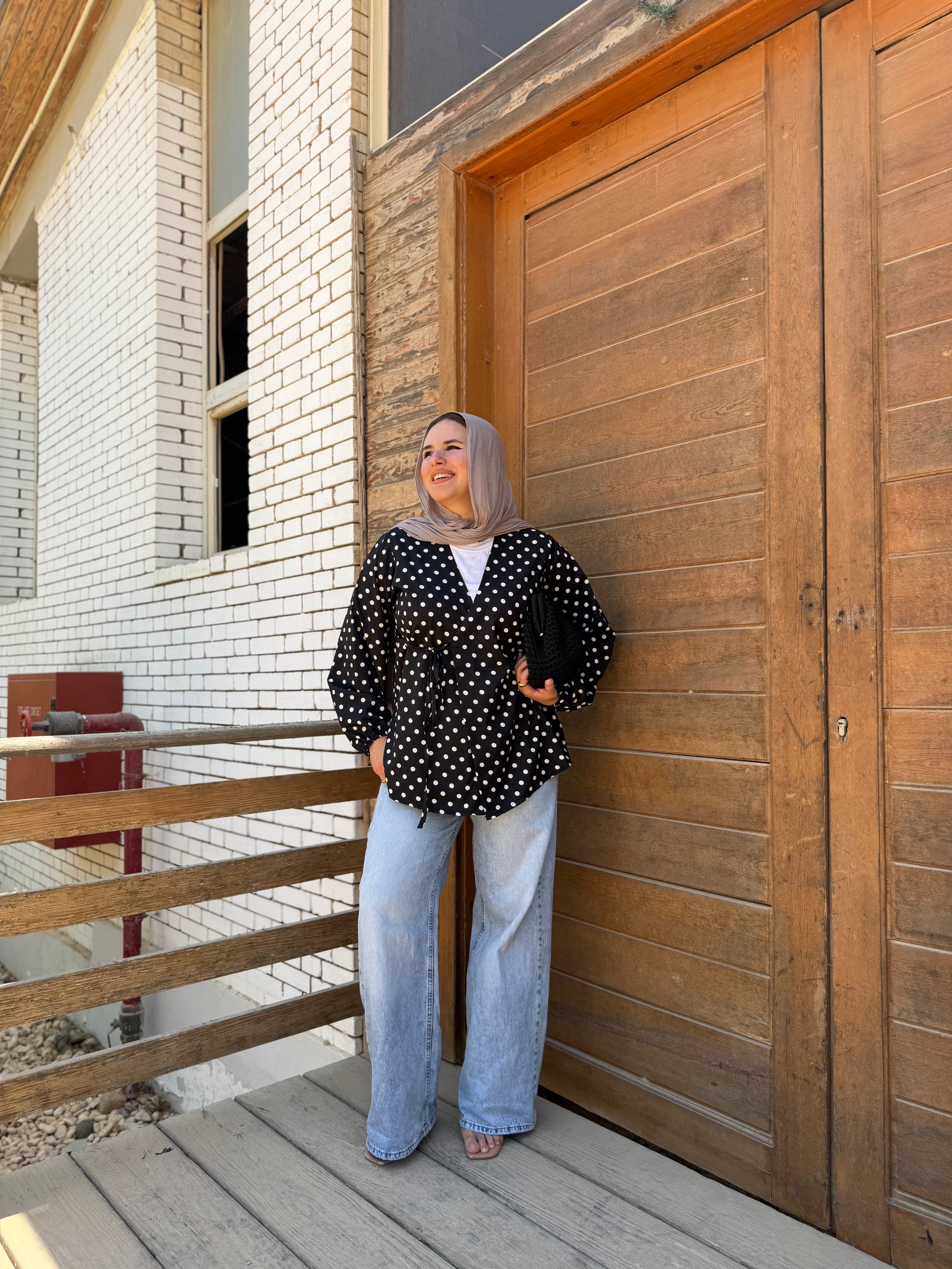 dana blouse ( Black polka dots )