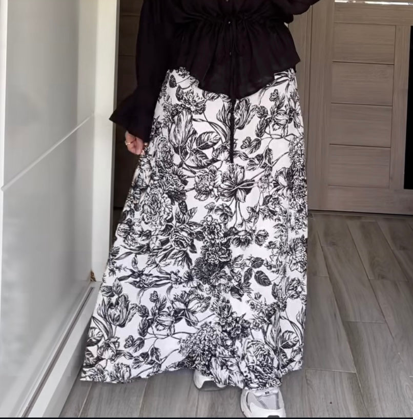 FLOURY SKIRT
